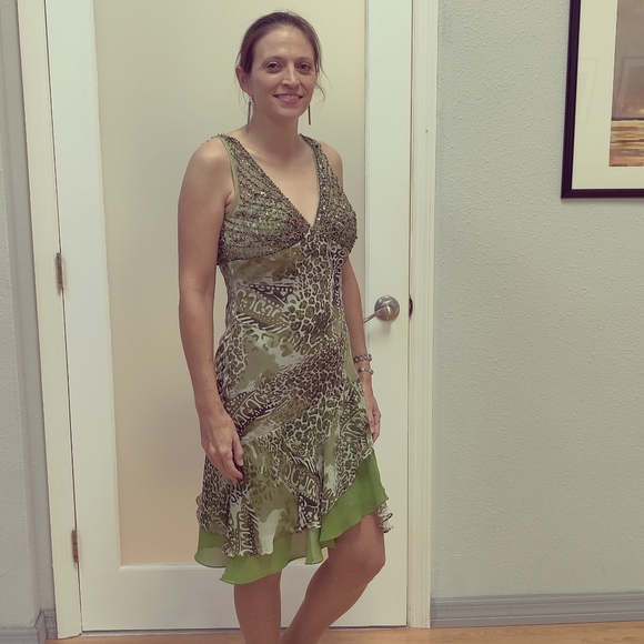 8 dresses Ballroom and Latin dance attire - Picture 8 of 8